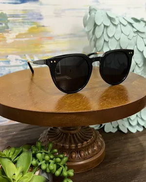 I-SEA Ella Sunglasses in Black/Smoke