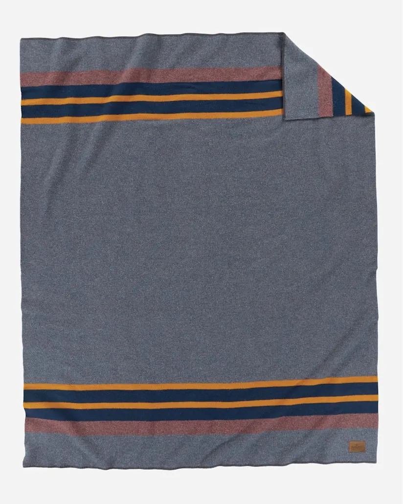 Yakima Blanket w/ Carrier